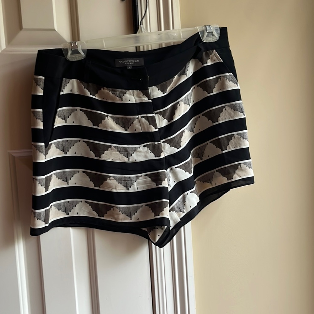 Waverly gray shorts. Size 6
